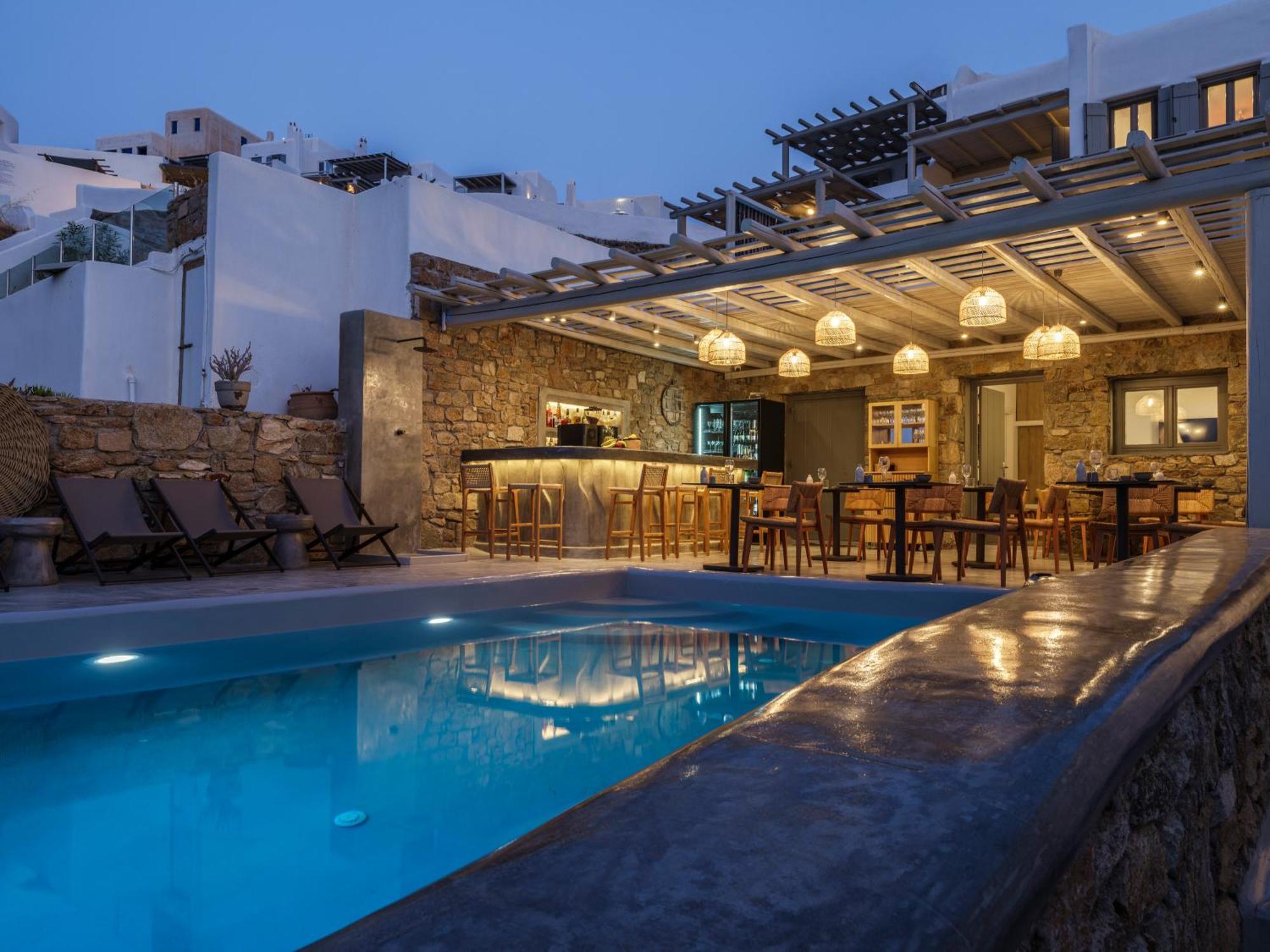 The Mykonist Merchia Beach Villas & Suites Dış mekan fotoğraf