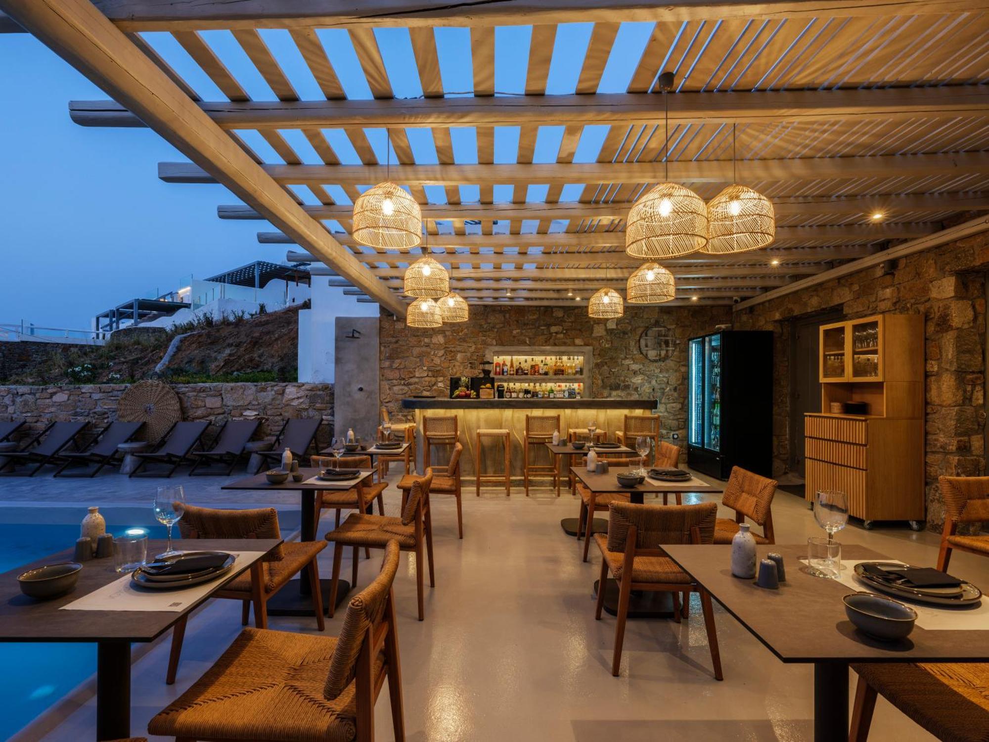 The Mykonist Merchia Beach Villas & Suites Dış mekan fotoğraf