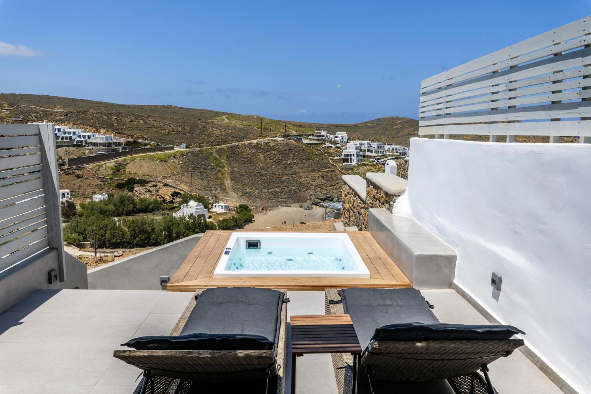 The Mykonist Merchia Beach Villas & Suites Dış mekan fotoğraf
