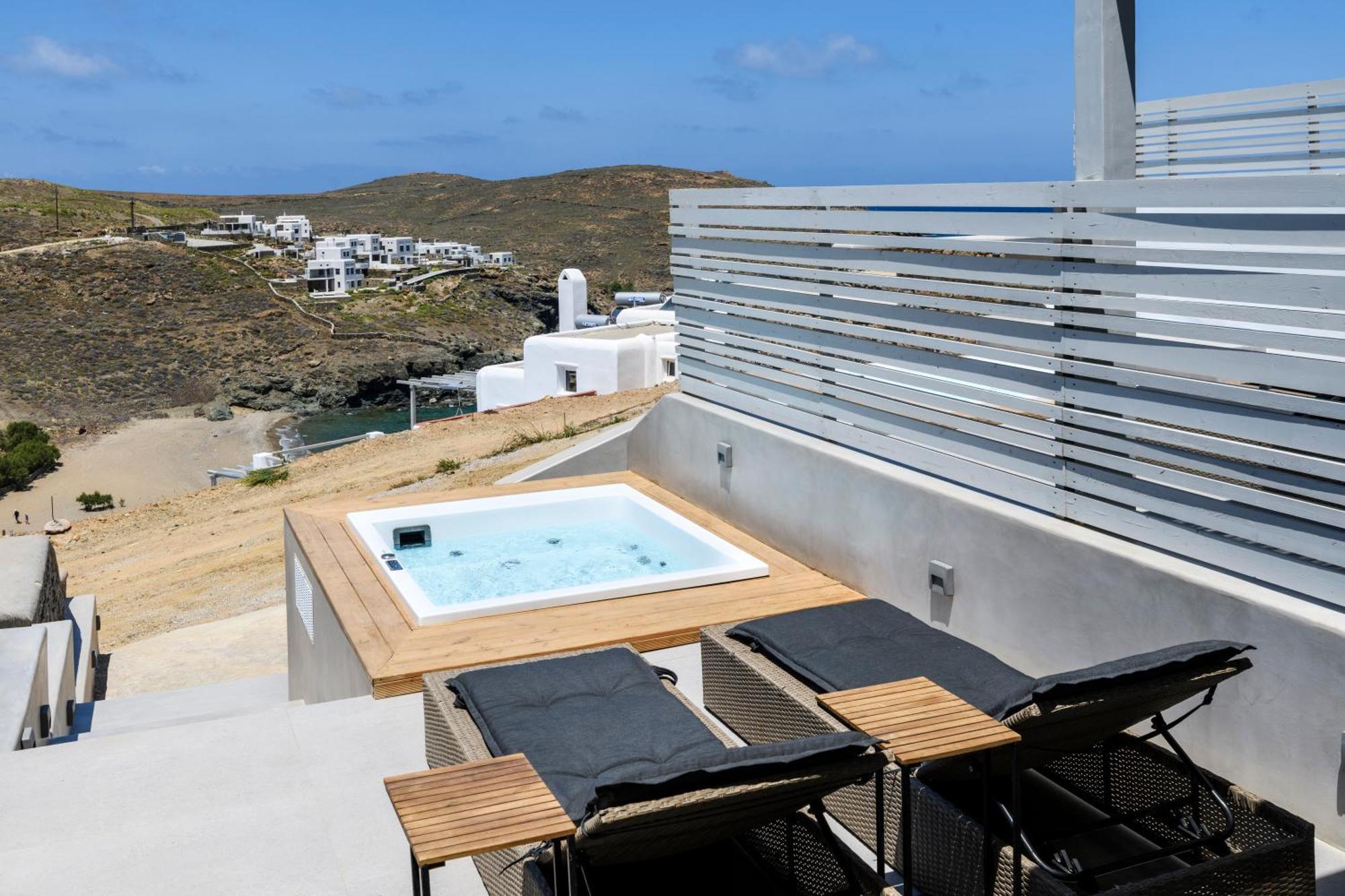 The Mykonist Merchia Beach Villas & Suites Dış mekan fotoğraf