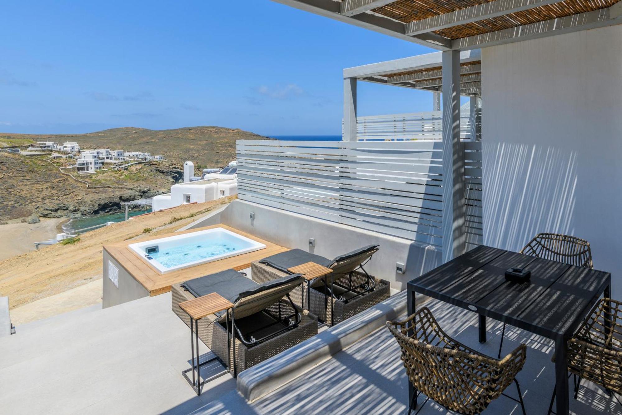 The Mykonist Merchia Beach Villas & Suites Dış mekan fotoğraf