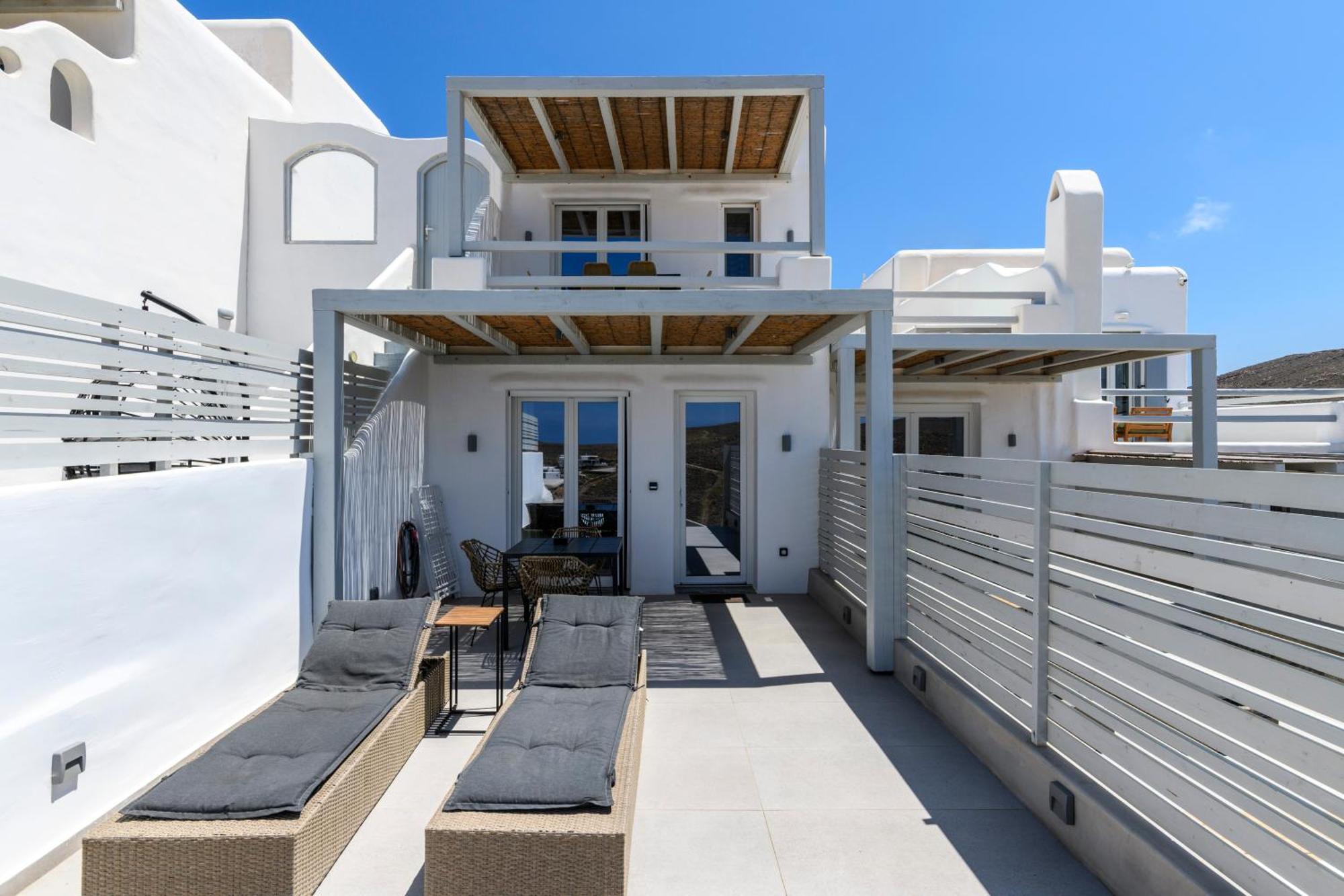 The Mykonist Merchia Beach Villas & Suites Dış mekan fotoğraf