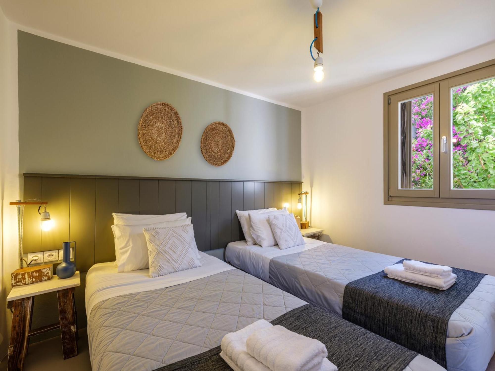 The Mykonist Merchia Beach Villas & Suites Dış mekan fotoğraf