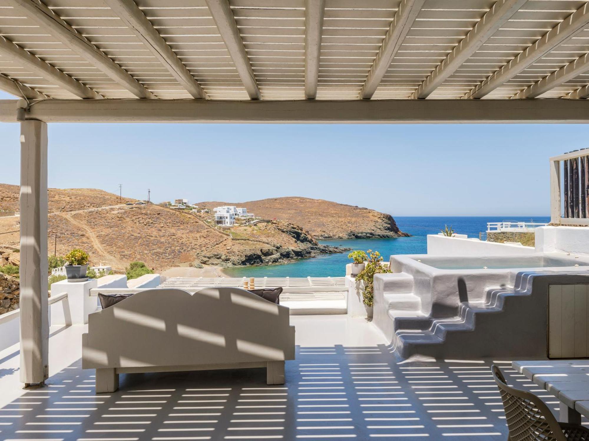 The Mykonist Merchia Beach Villas & Suites Dış mekan fotoğraf