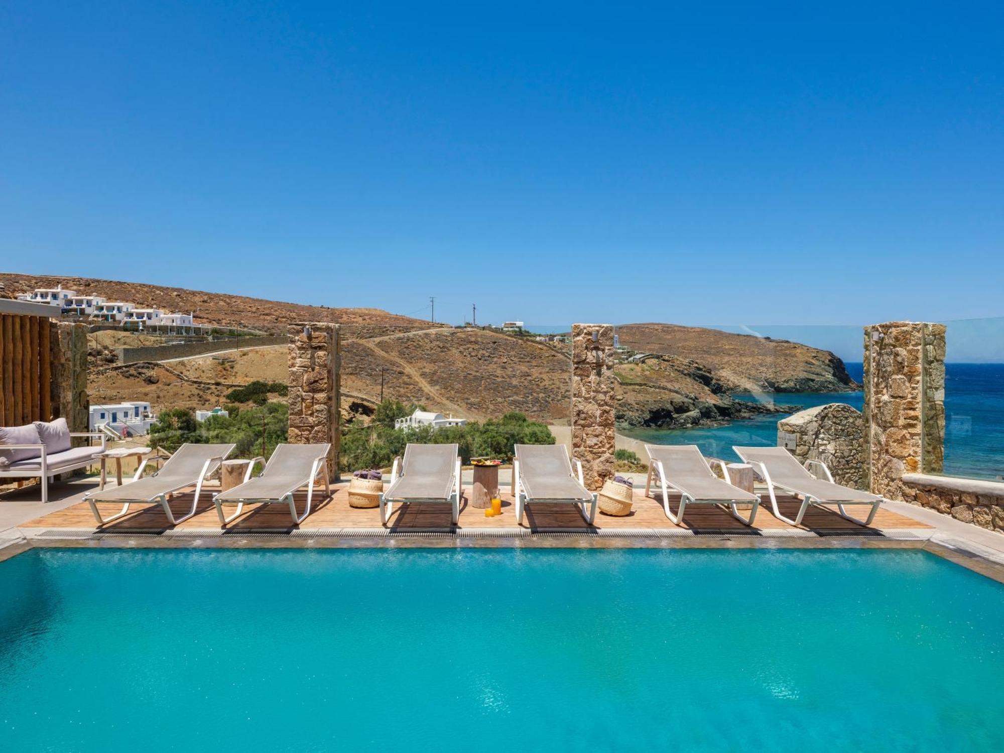 The Mykonist Merchia Beach Villas & Suites Dış mekan fotoğraf